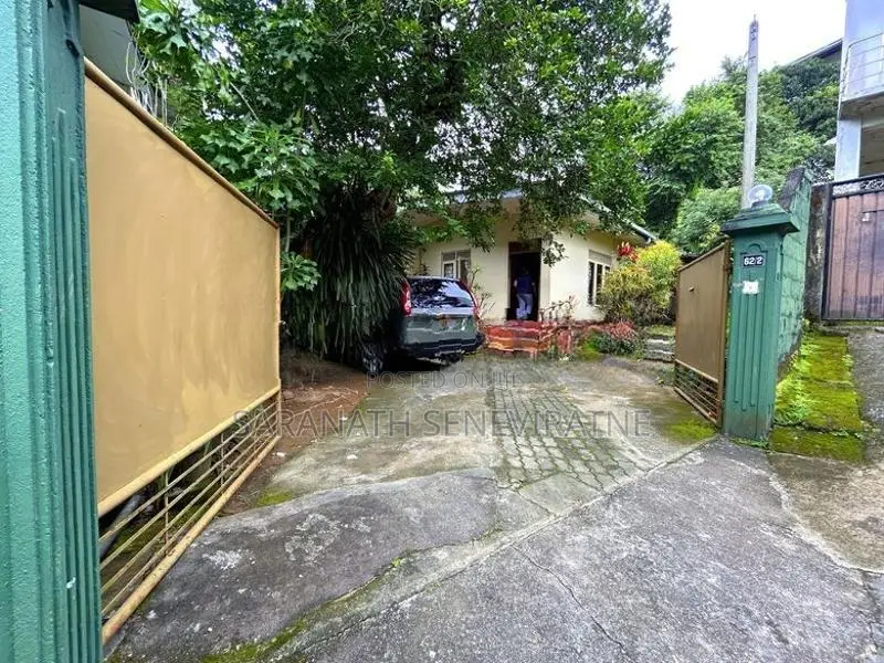 House For Sale in Rajagiriya Budgamuwa - Near Gothatuwa Cargills