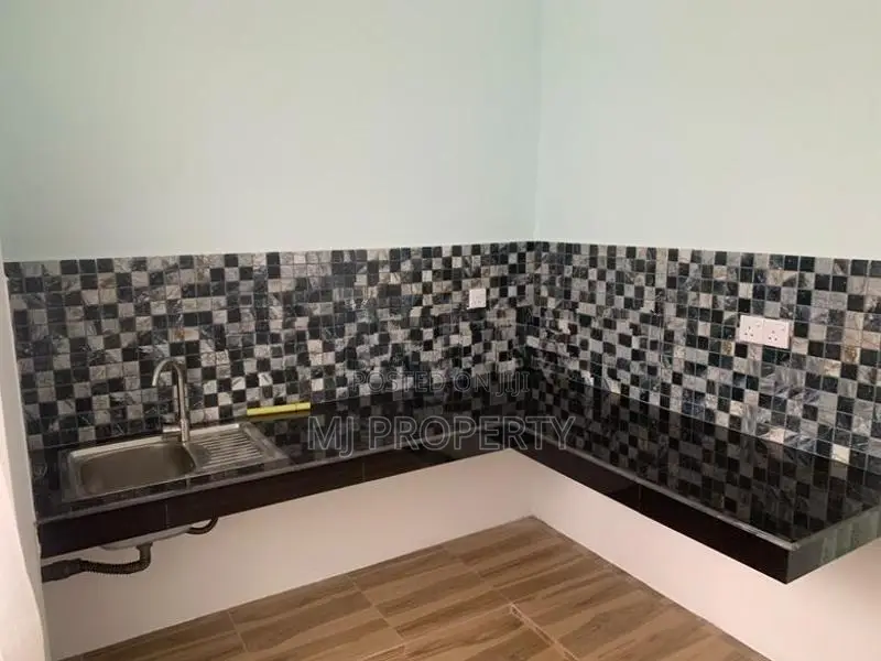 ( SR-1258) Valuable 2nd Floor Luxury House Rent in Kelaniya