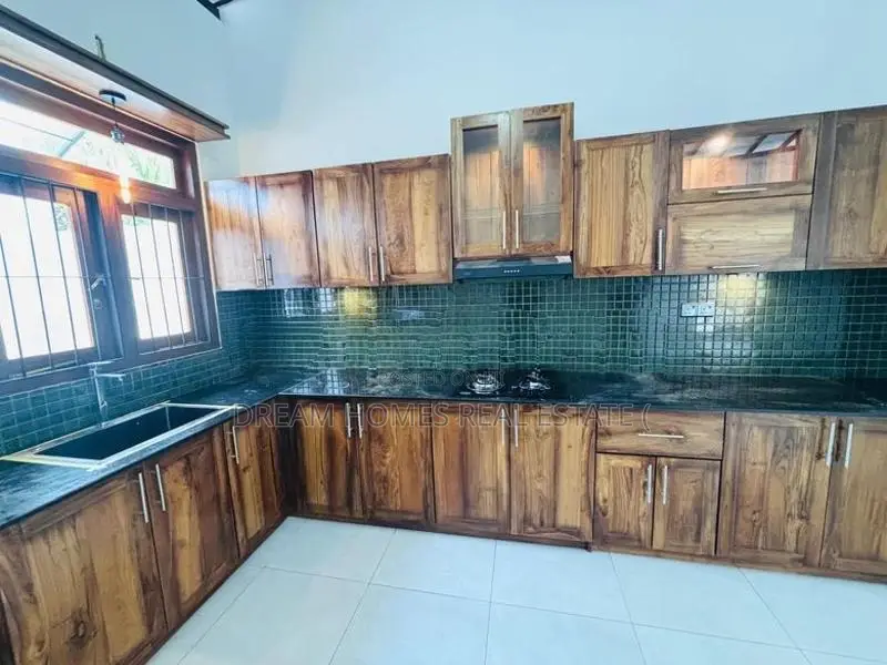 Brand New Single-Storied House for Sale – Athurugiriya