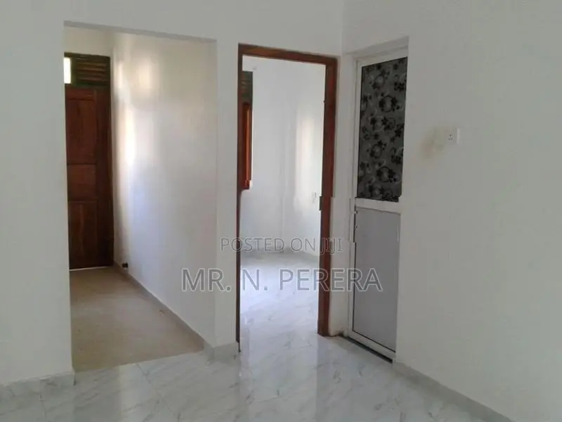 Ground Floor for Rent at Mount Lavinia - 𝐌𝐑𝐄 𝟏𝟒𝟐
