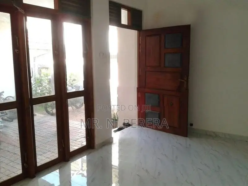 Ground Floor for Rent at Mount Lavinia - 𝐌𝐑𝐄 𝟏𝟒𝟐