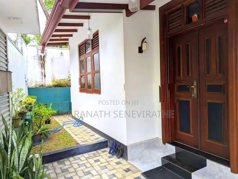 Well Maintained House in Kesbewa Kindelpitiya Bandaragama Rd Piliyanda