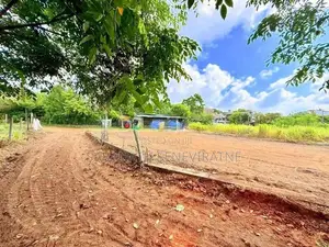 Land in Boralesgamuwa Newton Seneviratne Mw