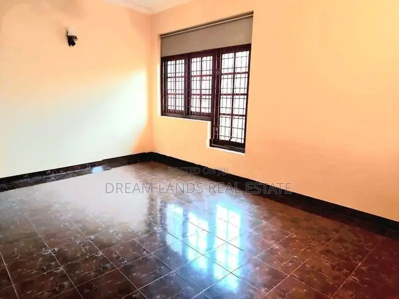 Two story Stand a lone house for rent colombo 6