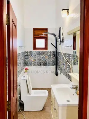 Semi-Furnished House for Rent – Thalawathugoda