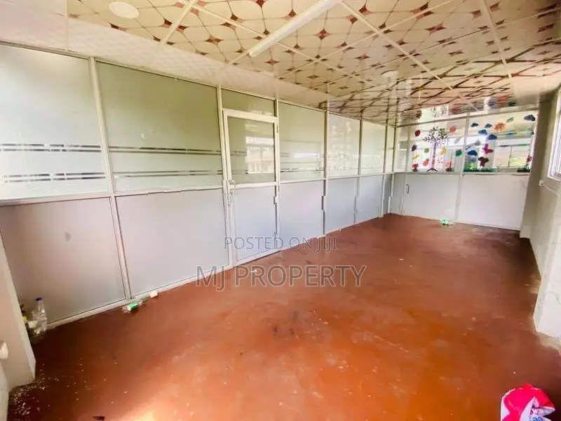 ( SC-1244) Valuable Commercial 2nd Floor Office Space Rent in Malabe