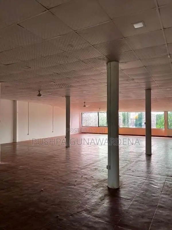 Commercial Building For Rent – In Kadawatha