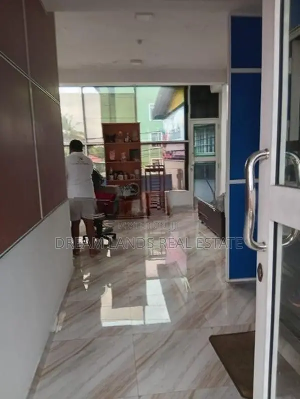 Boralesgamuwa 1St floor Office Space For Rent ( R- 853 )
