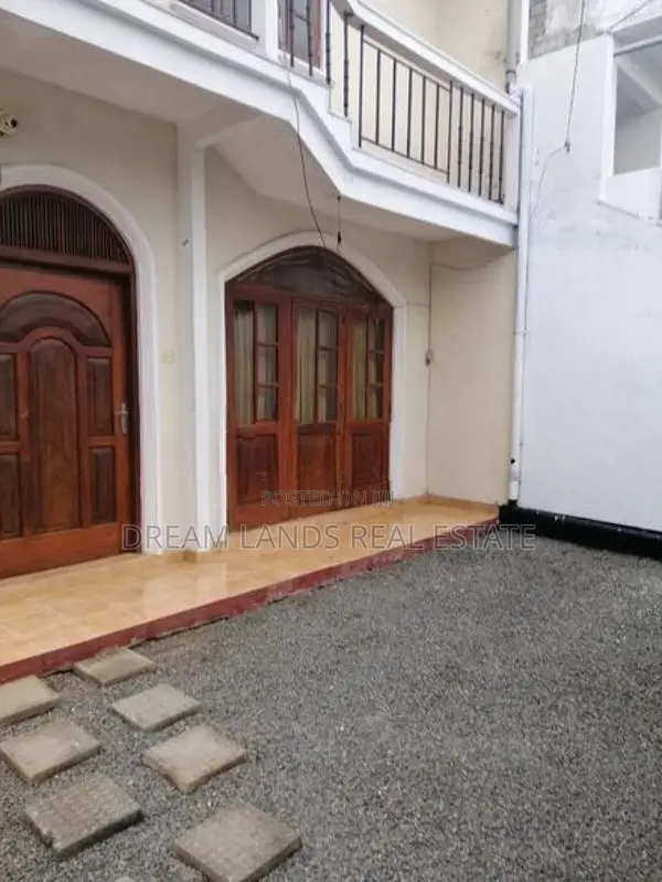 ☆ Moratuwa 2 Story House for Sale ( RHS - 854 )