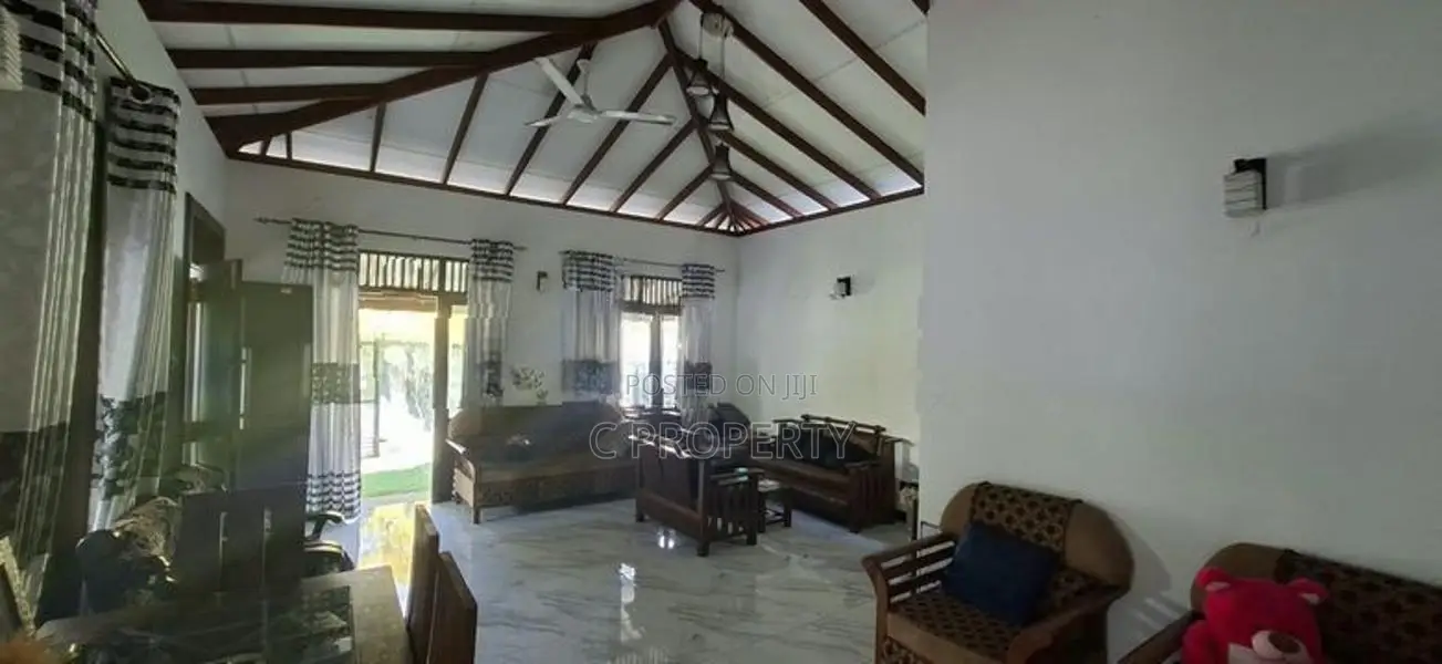 House for sale pannipitiya liyanage road,