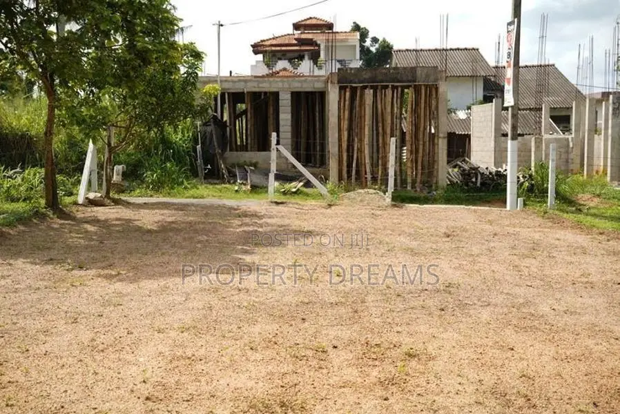Land for Sale in Athurugiriya