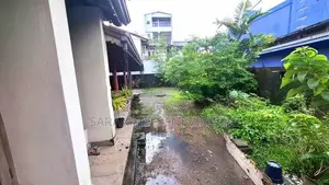 House For Sale in Kiribathgoda Town