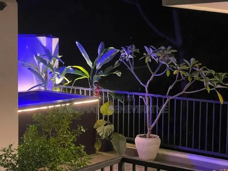 Fully Furnished Luxury House - Sale With Pool Kahathuduwa Kesbewa