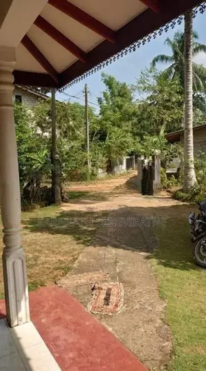 2 Houses in 88 Perch Land - Raigama Kalutara District