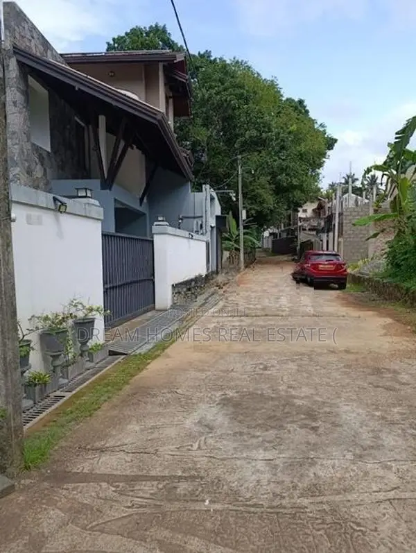 Land for Sale – Kadawatha Town (keells 600m)