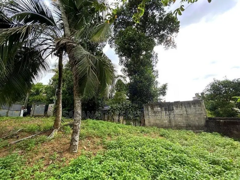 Land in Wikramasinghepura Battramulla