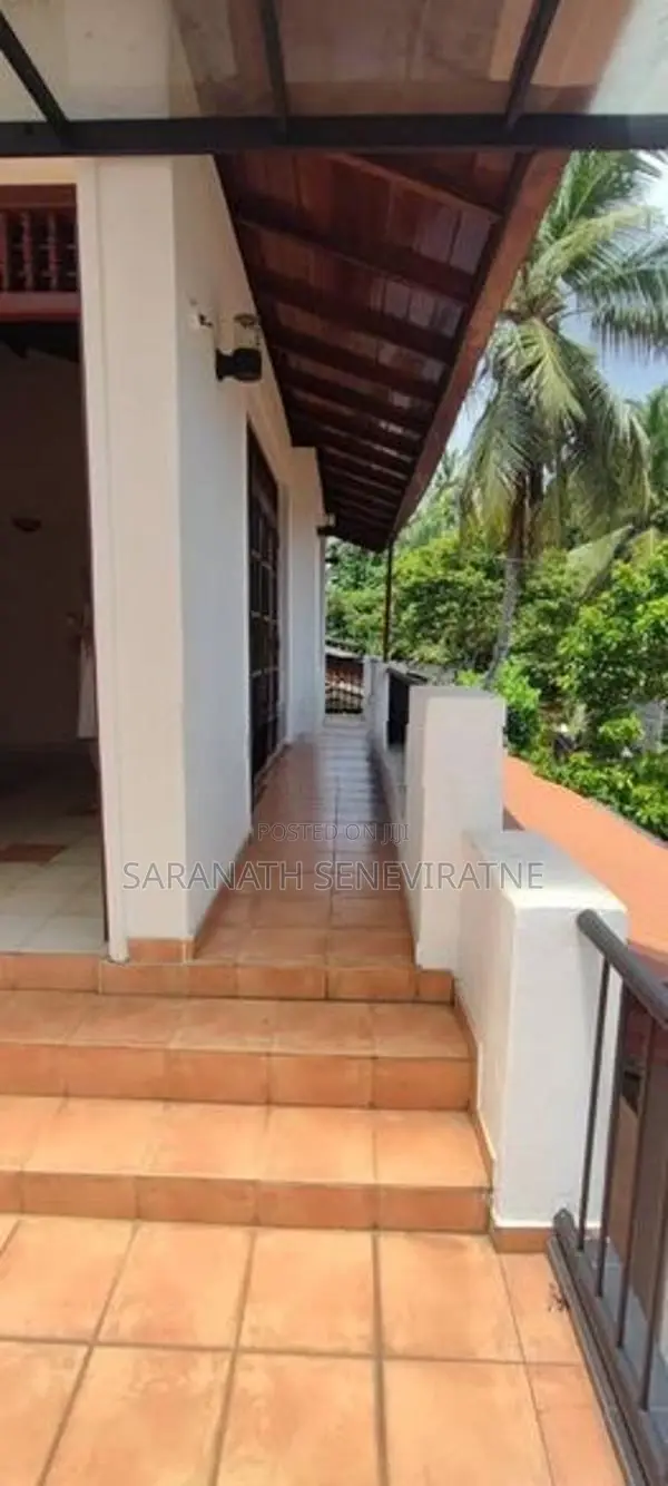 House Sale with Furniture & Electrical- 500m to Ragama - Kadawatha Mn 