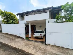 5-Bedroom House for Sale – Kottawa, Kulasewana Road