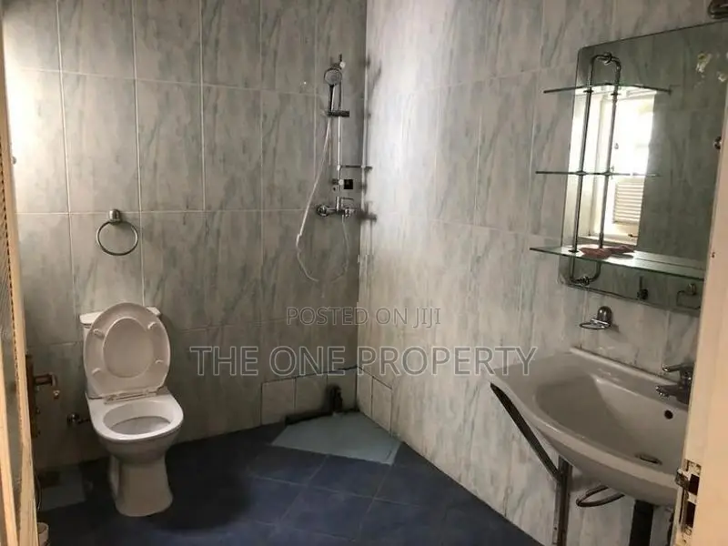 4 Bedroom House for Rent - Near ladies college Colombo 7