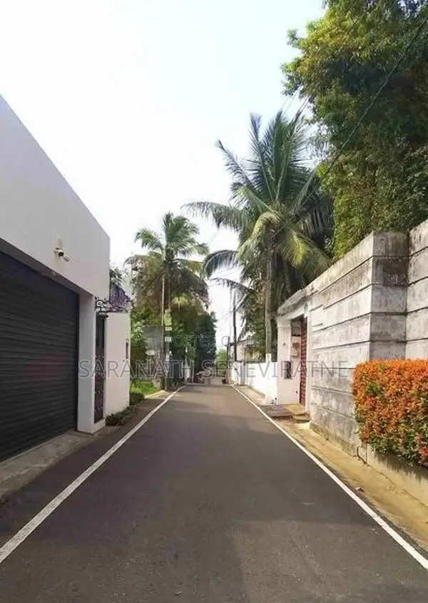 A 13 perches of Valuble Land for Sale in Malabe (Prime Location)