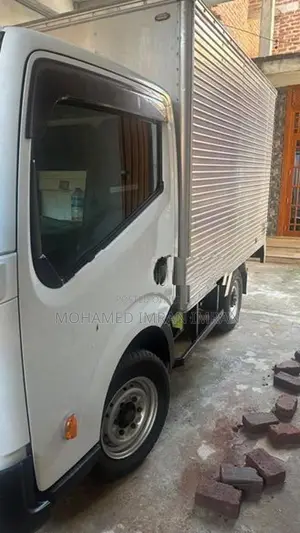 Nissan Atlas 250 2016