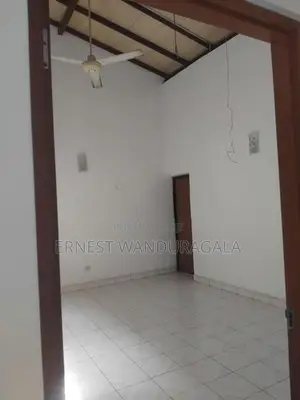 House For Rent IN Colombo 15 - HR 666