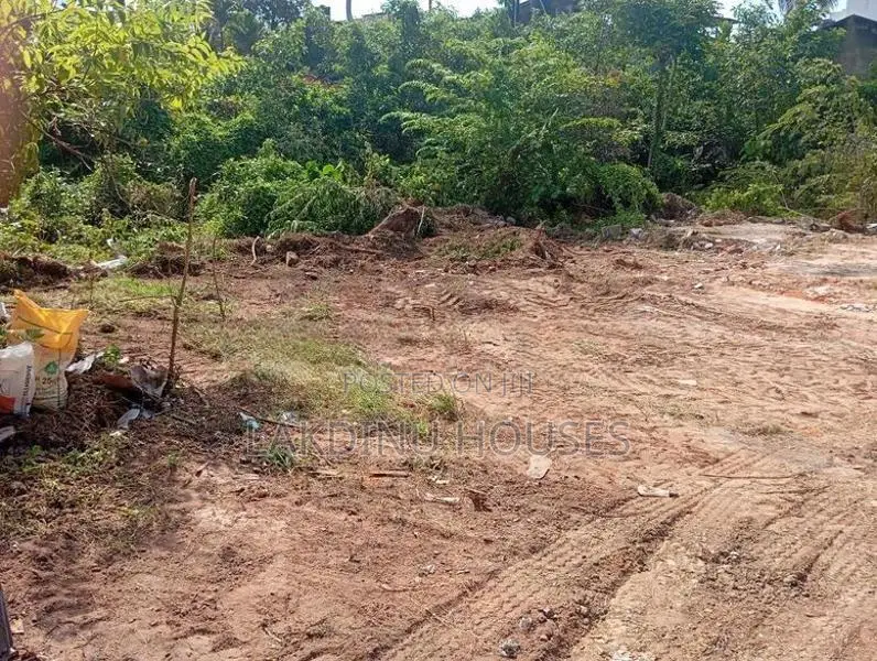 Land for sale in kawdana perekum mawatha