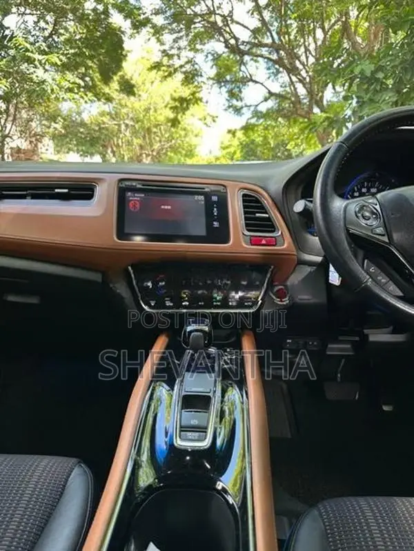 Honda Vezel Orange Package 2014