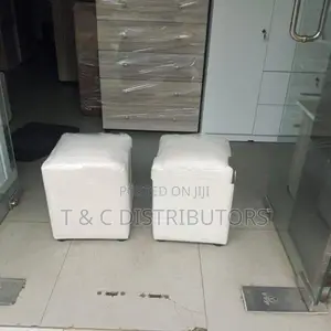 Divan Stool