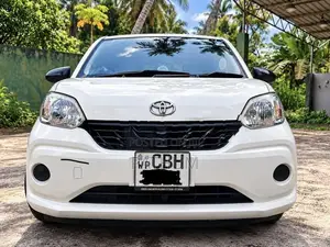Toyota Passo 2016