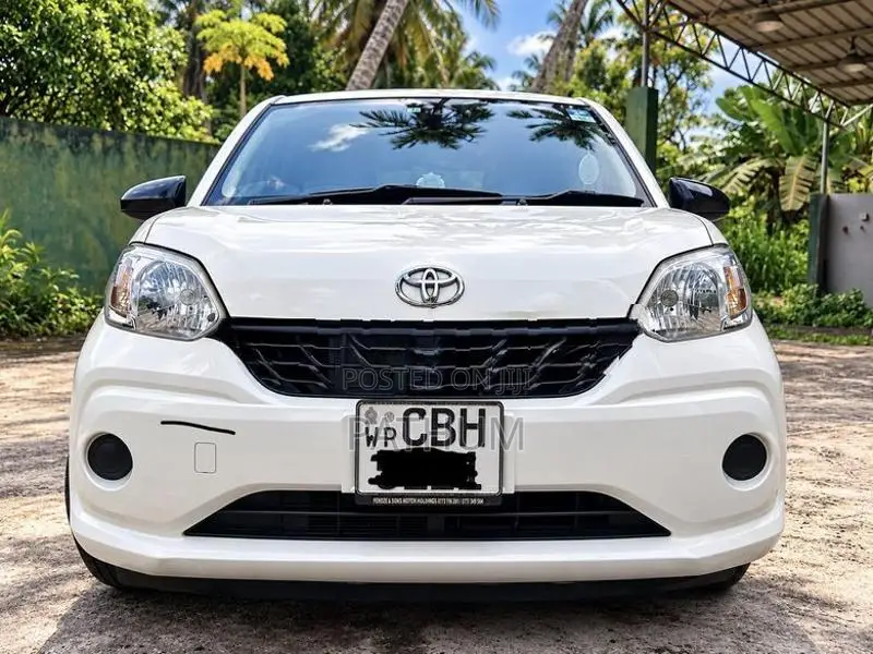 Toyota Passo 2016