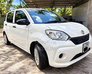 Toyota Passo 2016