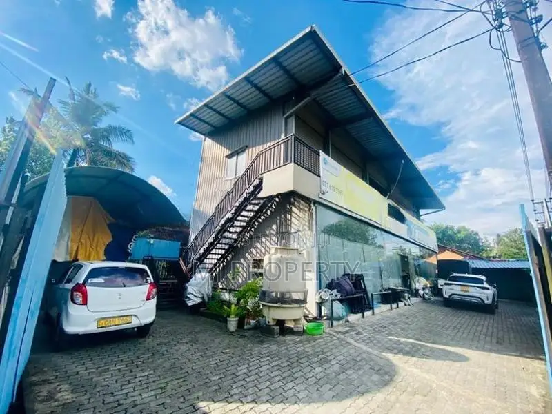 ( IC-1299) Valuable Commercial Building Rent in Athurugiriya