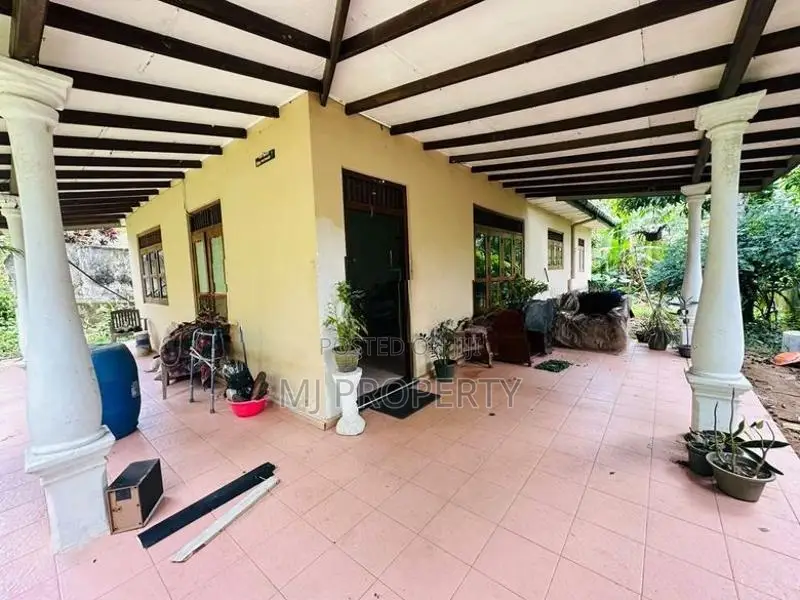 ( IS-1057) Valuable Single Storey House Sale in Homagama