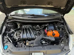 Nissan Tiida 2008