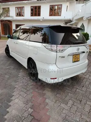Toyota Estima 2009