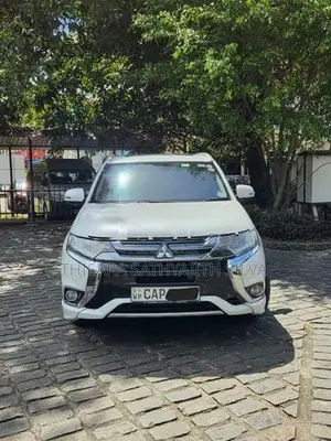 Mitsubishi Outlander 2015