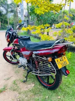 Bajaj CT100 2011