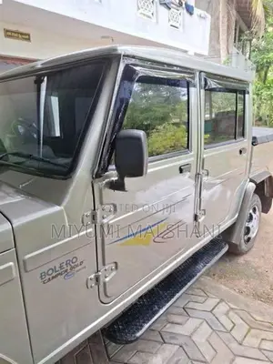 Mahindra Bolero 2012