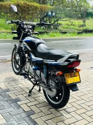 Bajaj CT100 2024