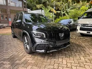 Mercedes Benz GLB 200 Premium 2020