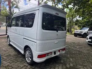 Suzuki Every 2025