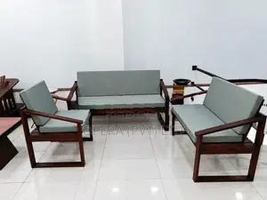 ඔබේ නිවසට අලුත් පෙනුමක් දෙන්න ලස්සන Sofa Set එකක්