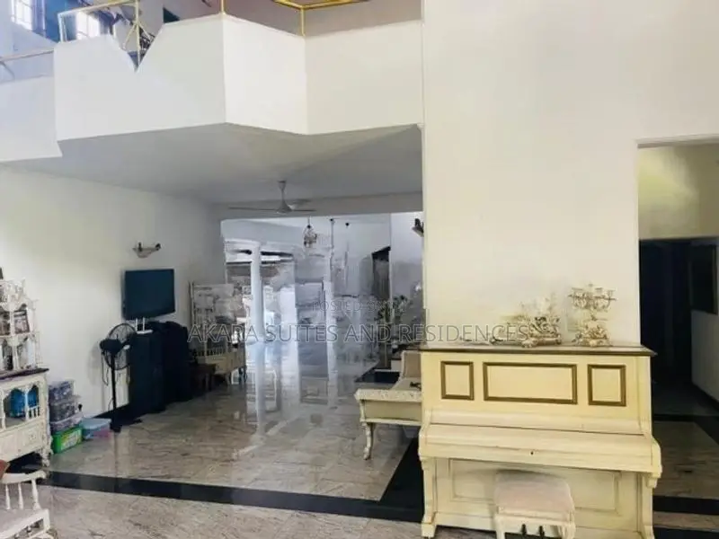 7,888 Sq.ft - Furnished House for Rent HL43263 Battaramulla