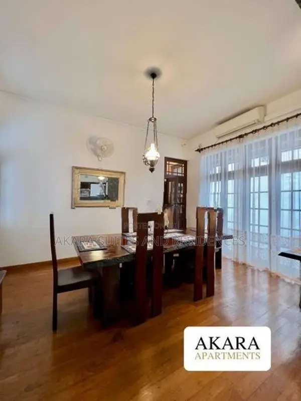 7,000 sq.ft - Furnished House for Rent HL55262 Pelawatte