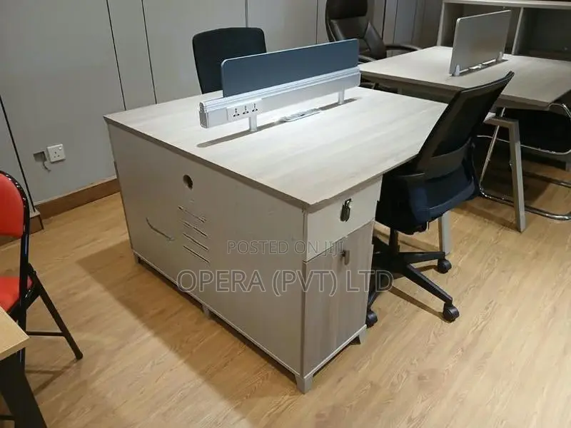 2 Person Office Hable