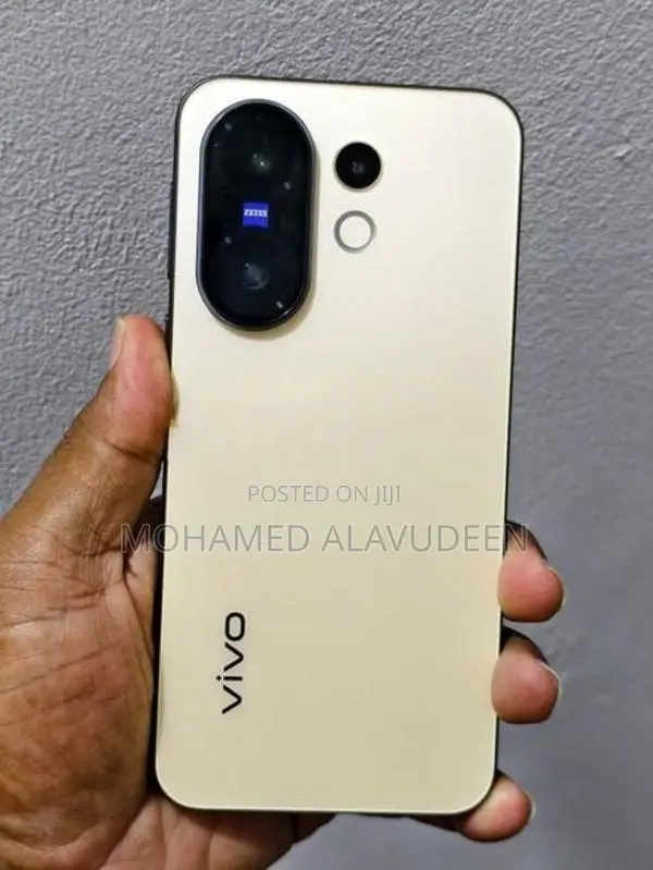 Vivo X200fe (Used)