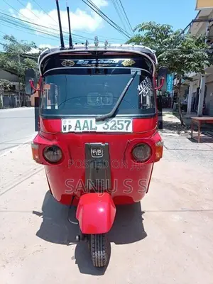 Bajaj RE 2012