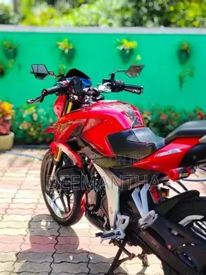 Bajaj Pulsar N160 Premium 2025