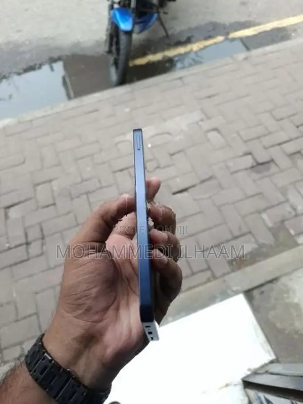 Samsung Galaxy A06 (Used)
